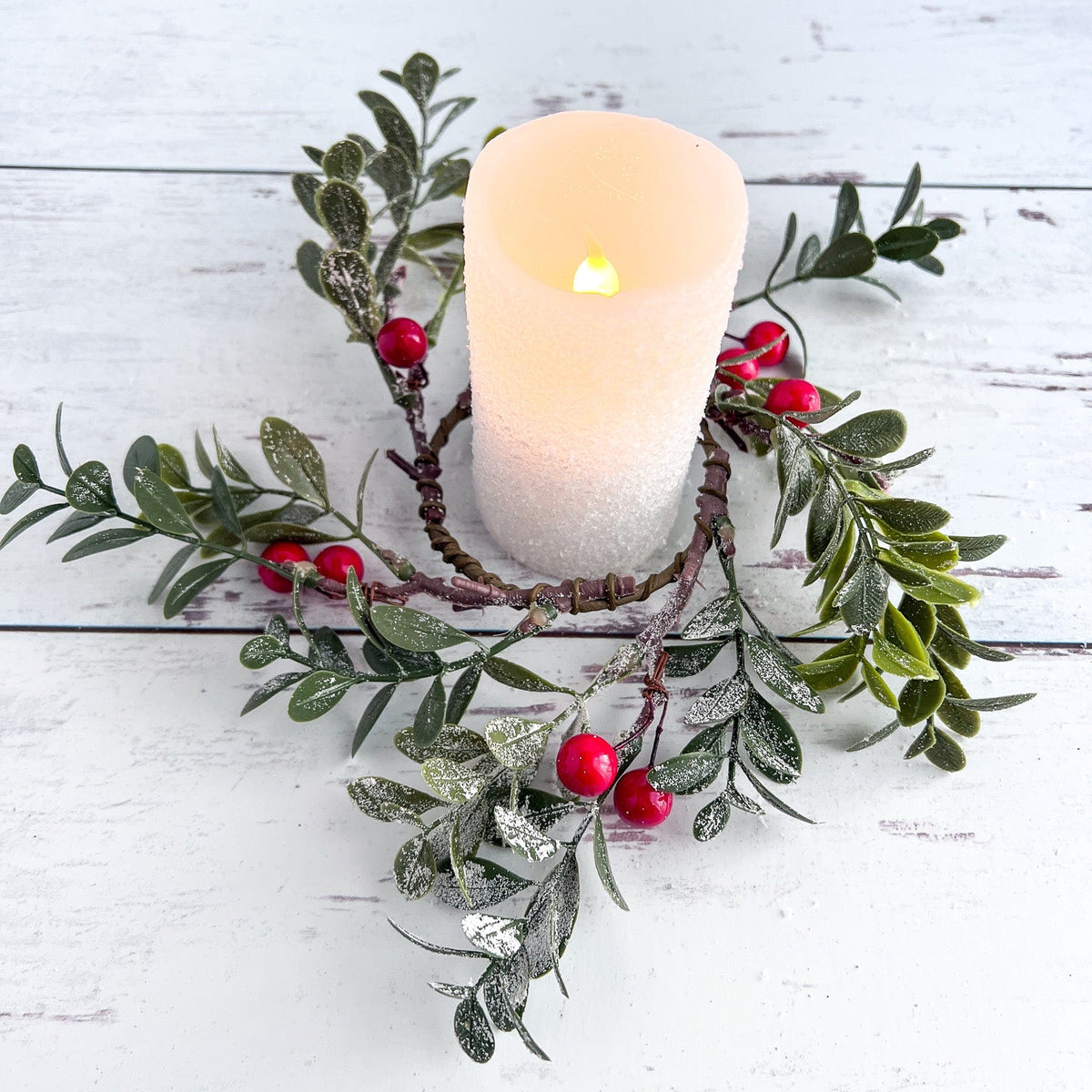 Frosted Green Leaf With Red Berry Candle / Napkin Ring 2.5&quot; Diameter