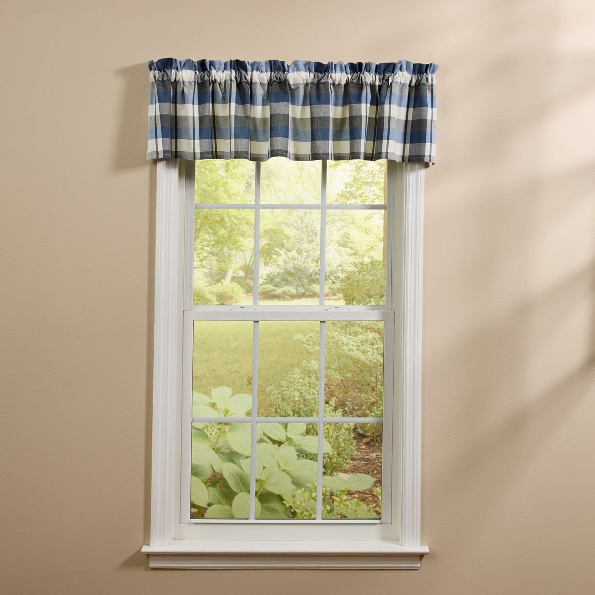 Waters Edge Plaid Valance Unlined