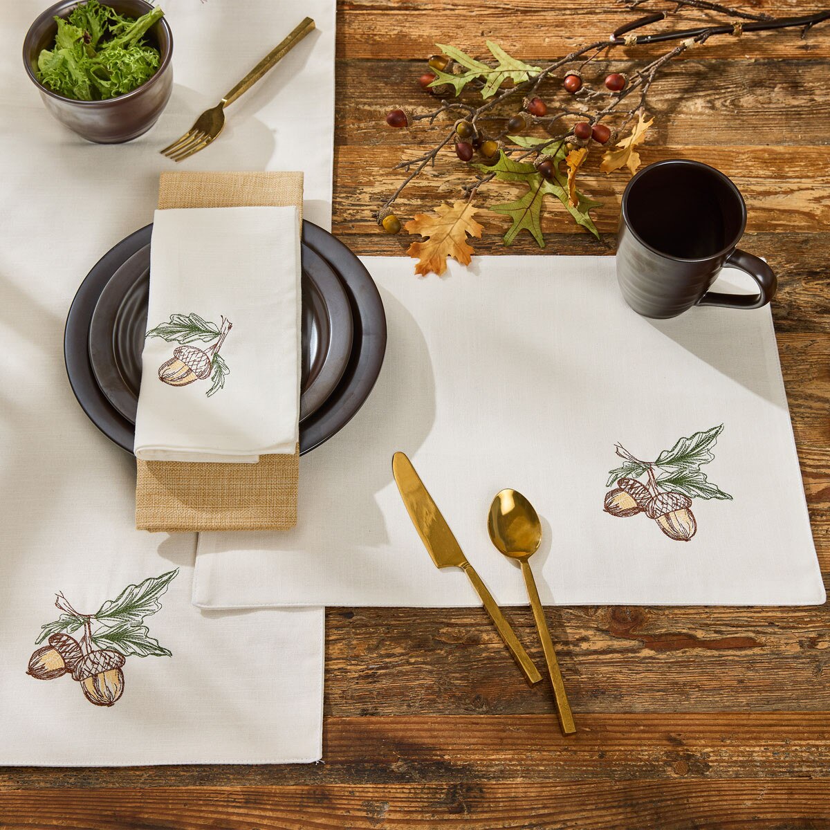 Acorns Embroidered Placemat Set of 2