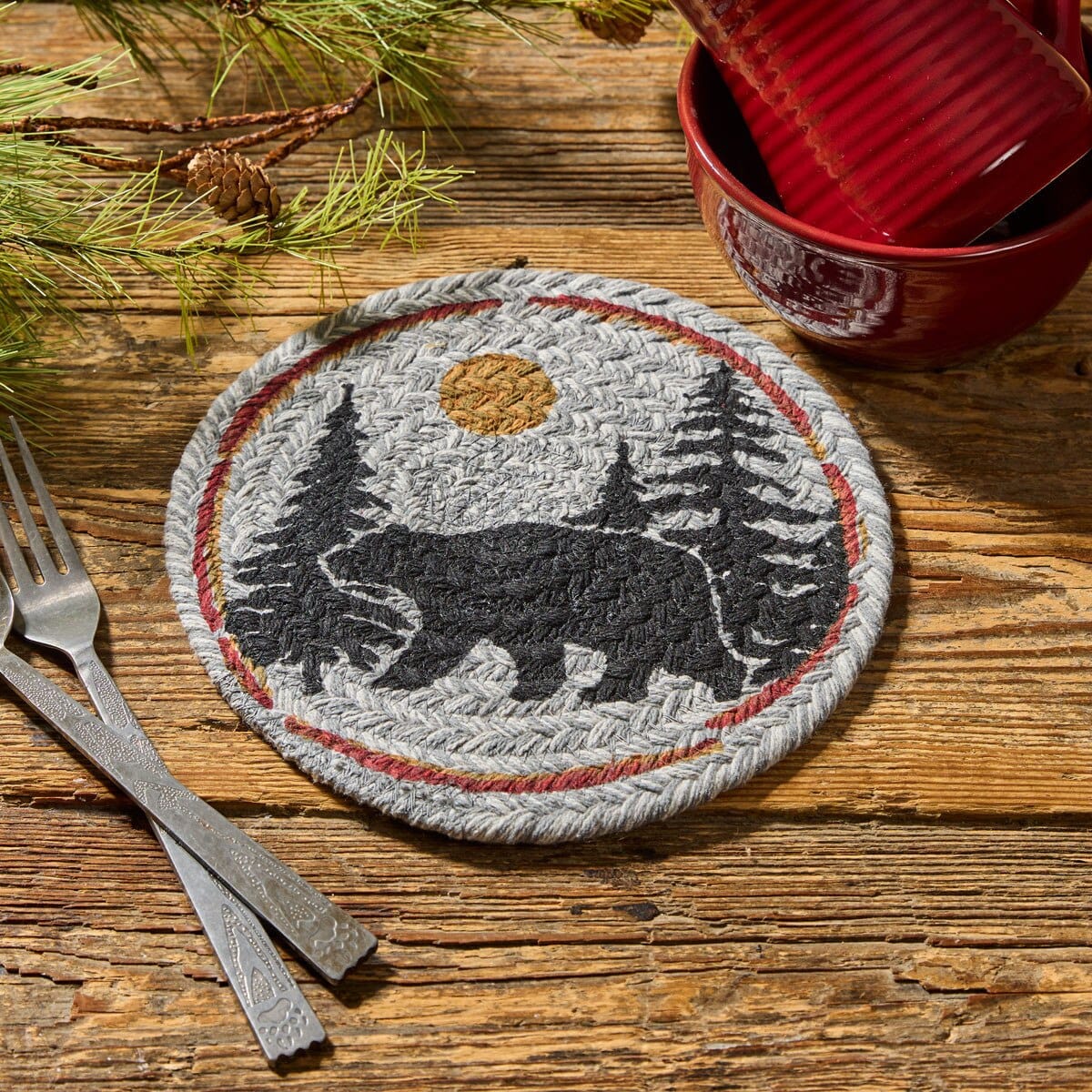 Park Designs Albemarle Black Bear Braided & Printed Trivet 8" Diameter Round Set of 2