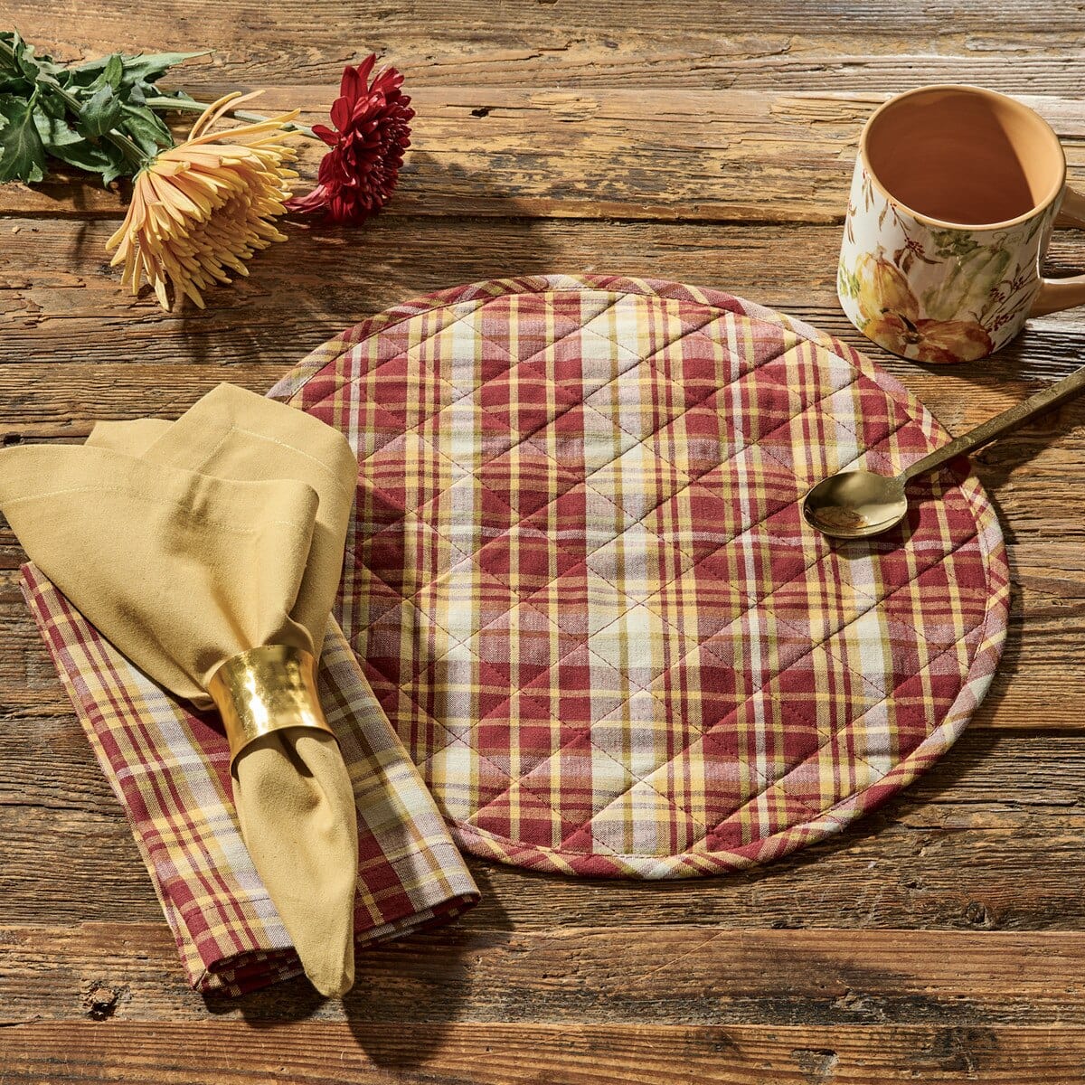 Astor Plaid Quilted Placemat Round Set of 2
