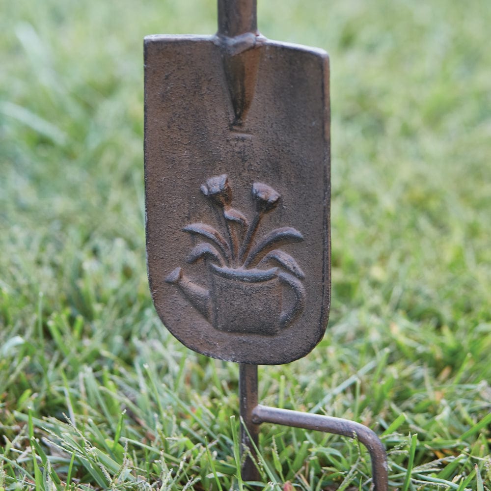 Cast Iron Spade Rain Gauge / Bird Feeder Garden Stake