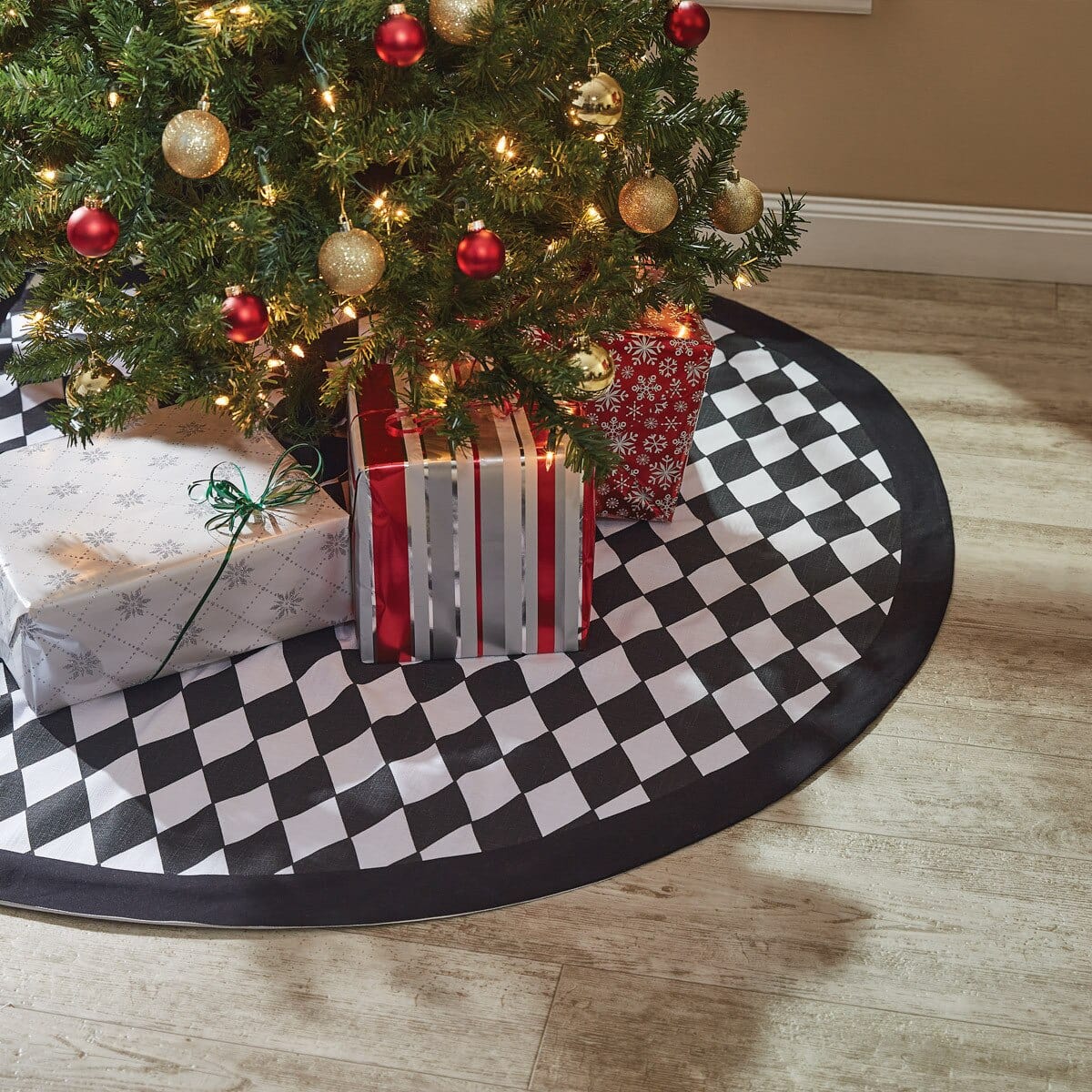 Harlequin Printed Tree Skirt 60" Diameter