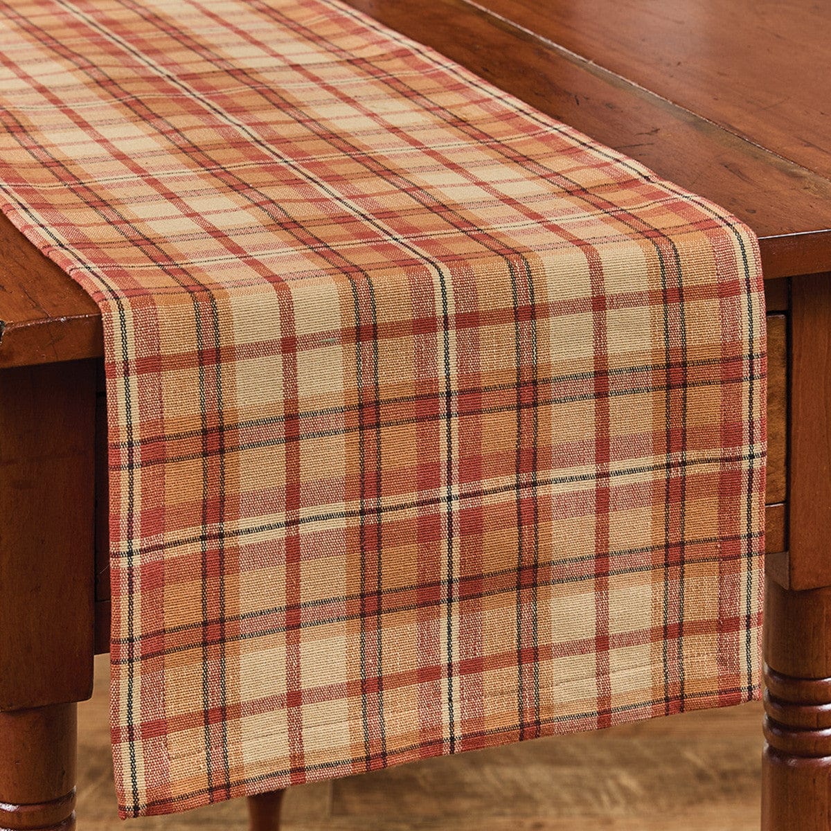 Hayfield Table Runner 54&quot; Long