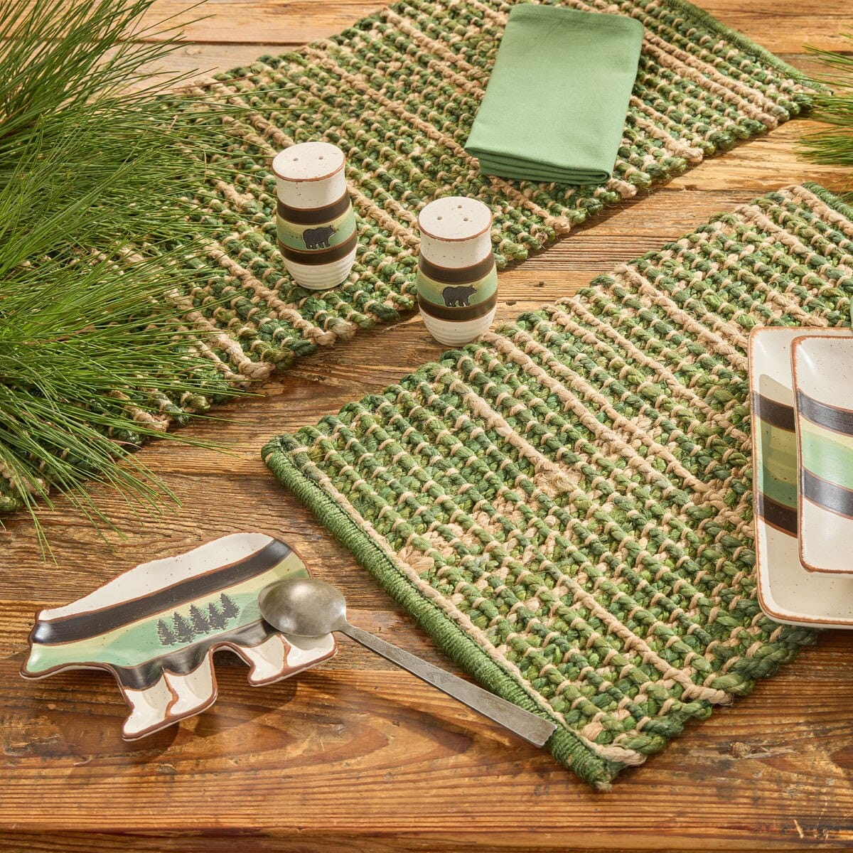 Park Designs Placemat Kaleidoscope in Green Woven Placemat Rectangle Set of 2