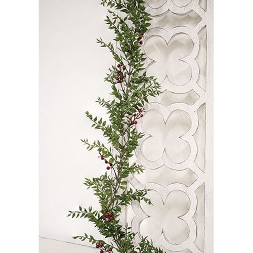 Lady Ruscus &amp; Berries Garland 6&#39; Foot