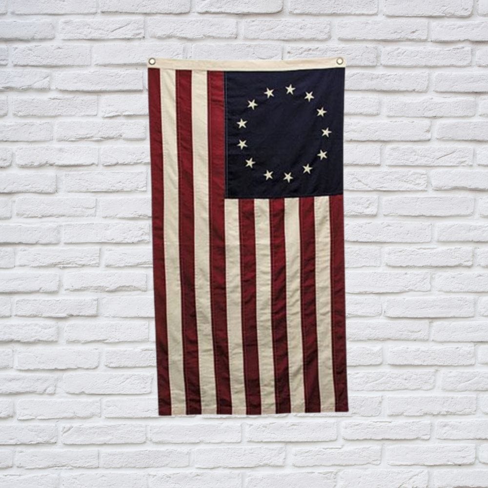 Natural Betsy Ross Flag Small in Cotton