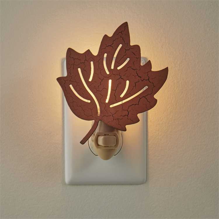 Painted Metal Leaf Night Light