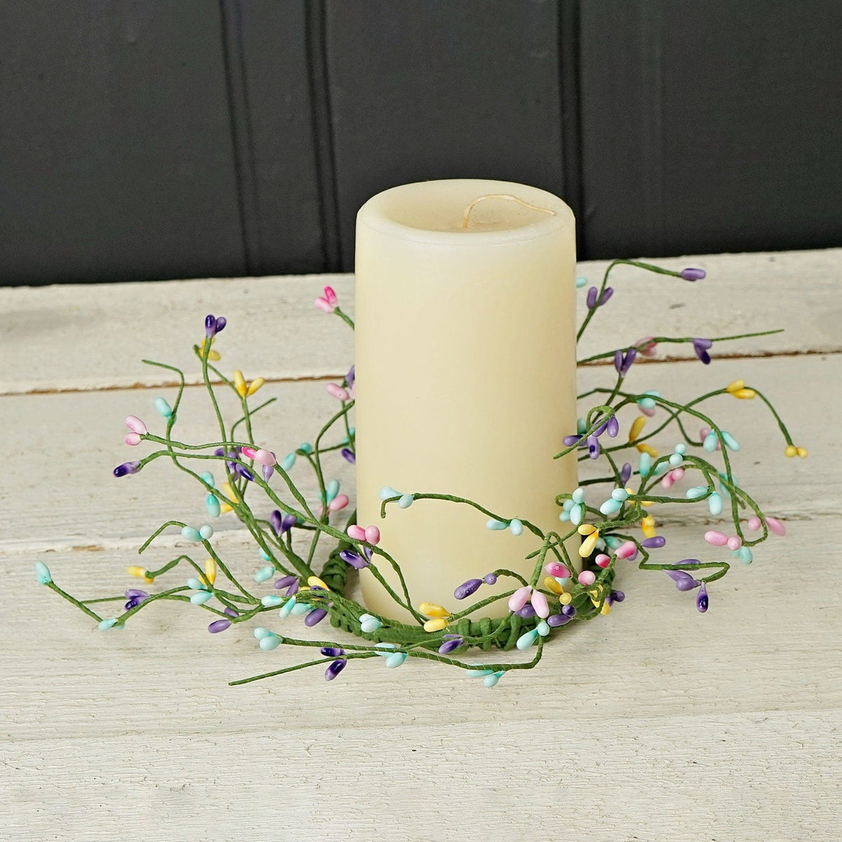 Pip Berry - Happy Spring Candle Ring / Wreath 3.5&quot; Inner Diameter