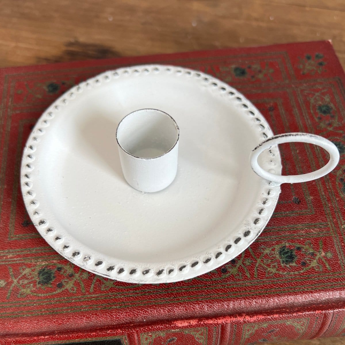 Sarah's Candle Pan In White Candle Holder For Taper Candles-Pine Creek-The Village Merchant