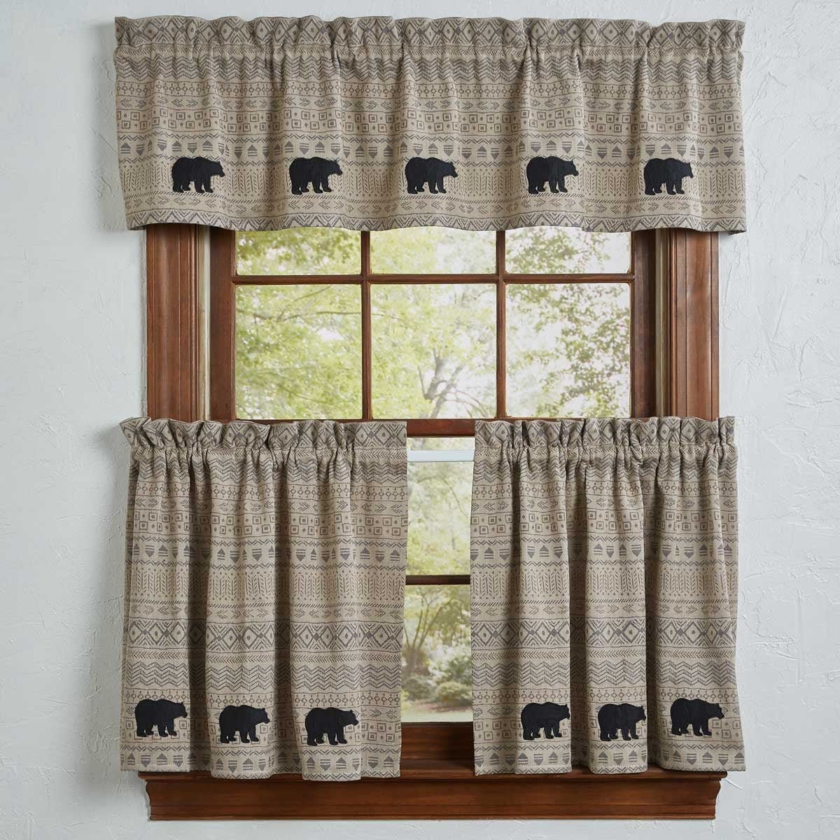 Signal Mountain Appliqued Bear Valance Unlined-Park Designs-The Village Merchant