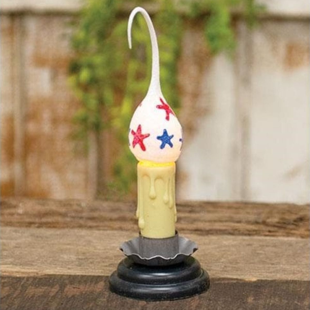CWI Gifts Silicone Dipped Old Glory Novelty Light Bulb Candelabra Socket