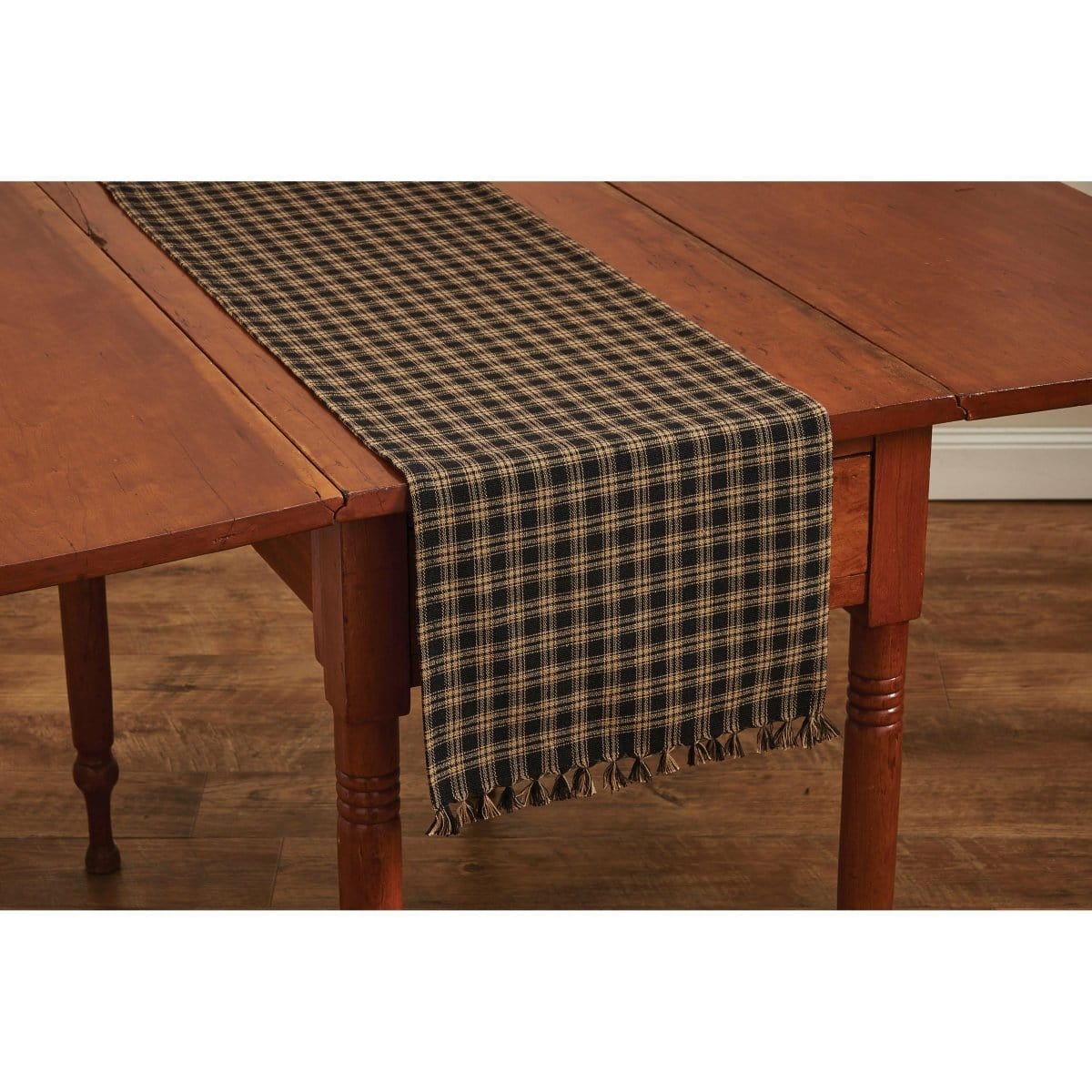 Park Designs Sturbridge In Black Table Runner 36" Long