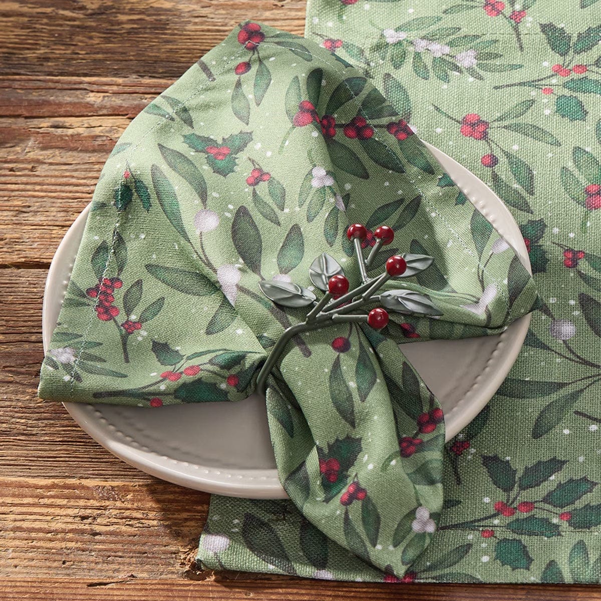 Under The Mistletoe Printed Napkin Set of 2