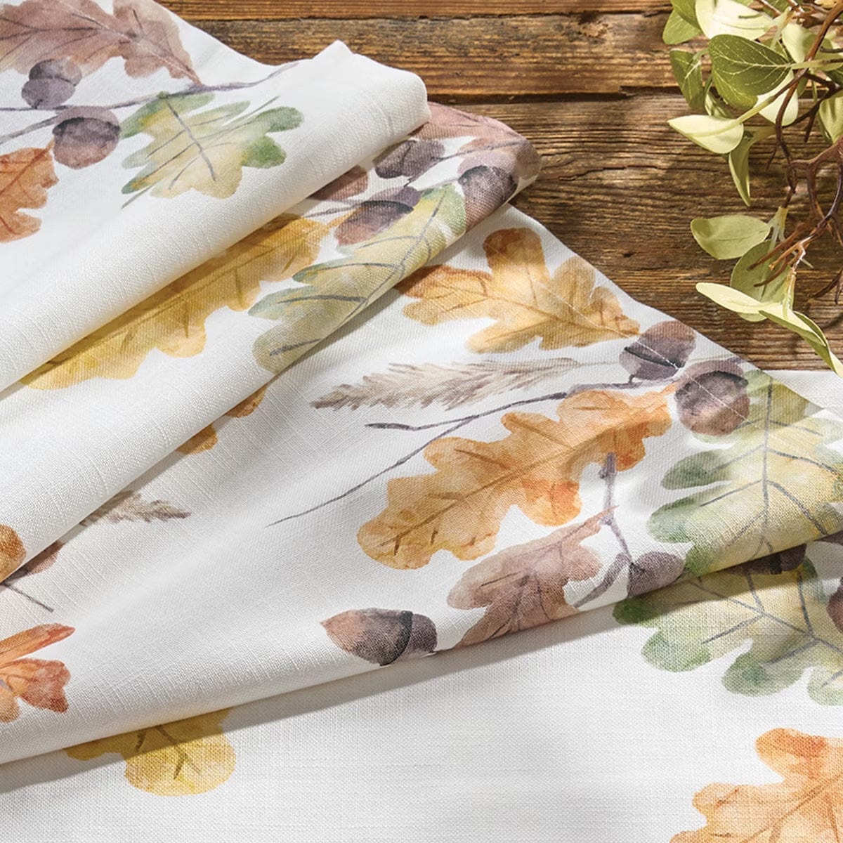 Valley Oak Printed Table Runner 72" Long