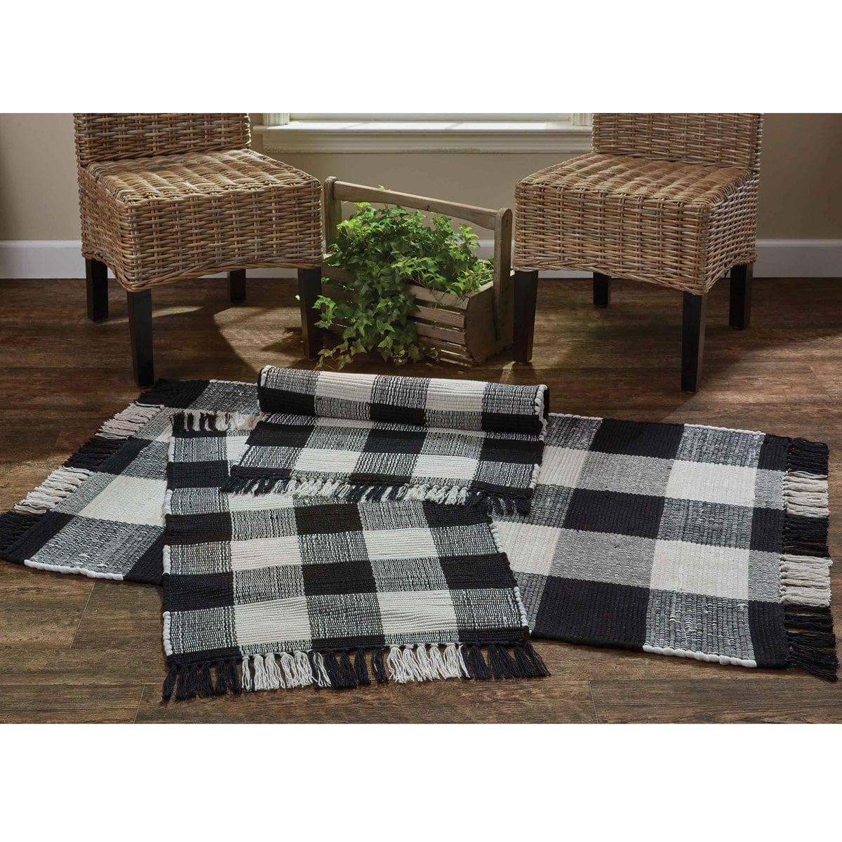 Wicklow Check in Black &amp; Cream Woven rug 24&quot; x 36&quot; rectangle-Park Designs-The Village Merchant