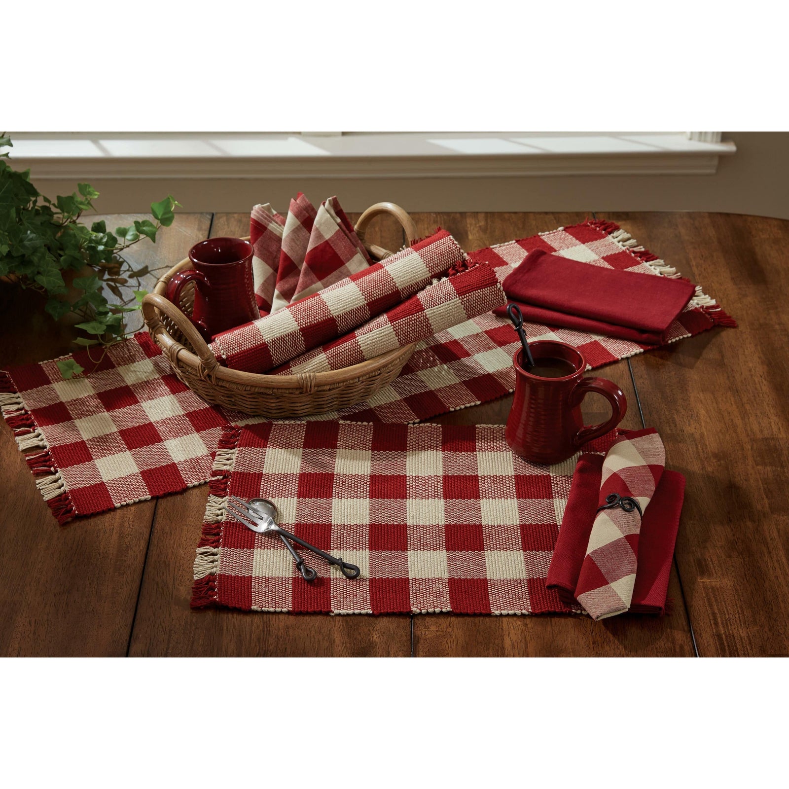 Park Designs Wicklow Check in Garnet Placemat Set of 2
